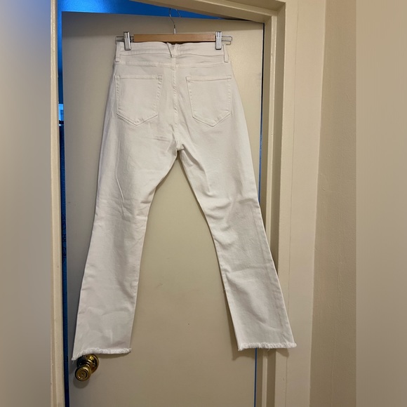 Vineyard Vines Jamie High-Rise Kick Flare Jean - Picture 3 of 9
